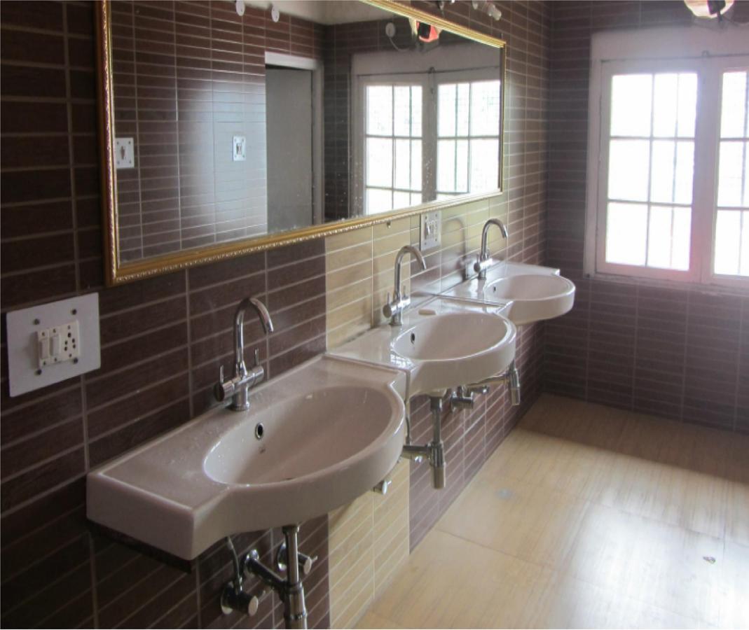Ymca Tourist Hostel 심라 외부 사진
